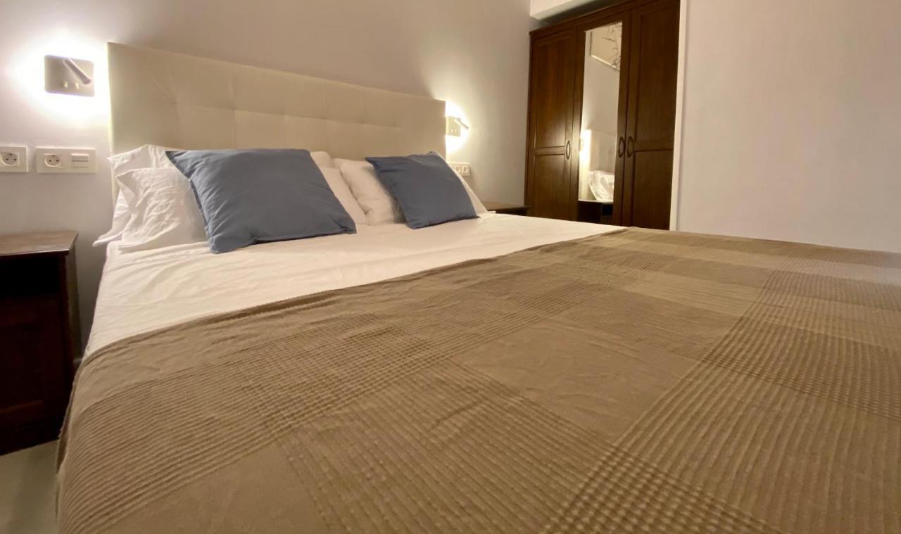 Gadeiras Suites - Apartamentos Turisticos De 2 Llaves كاديز المظهر الخارجي الصورة