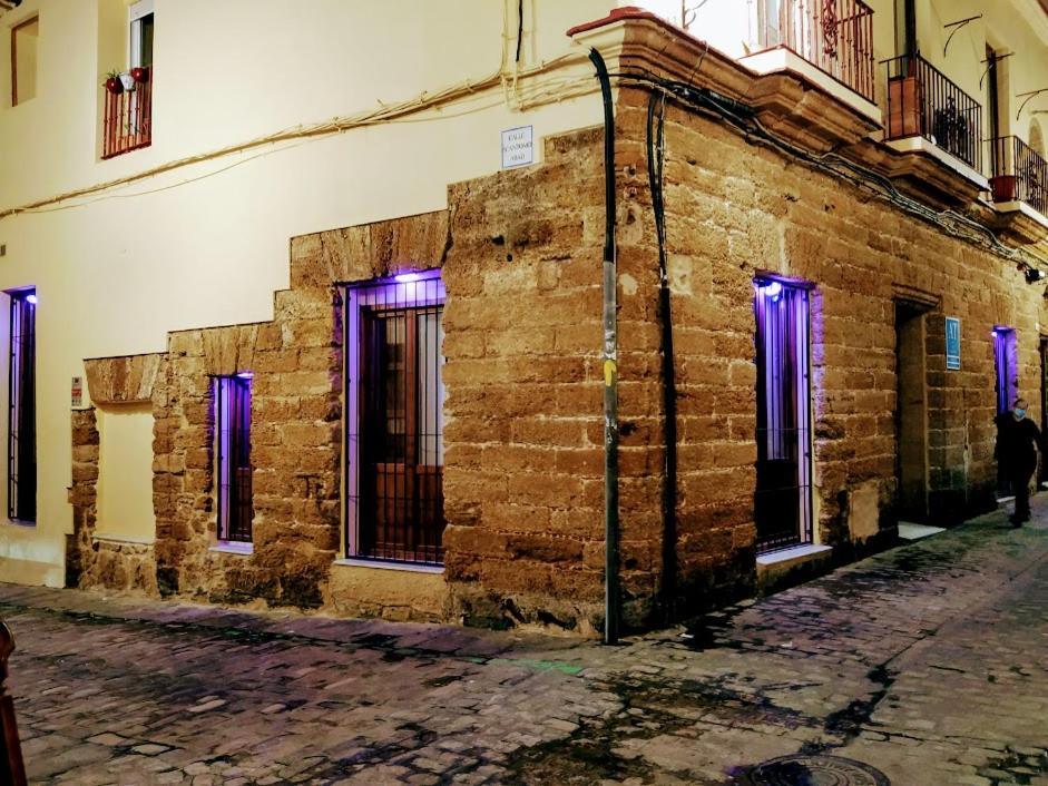 Gadeiras Suites - Apartamentos Turisticos De 2 Llaves كاديز المظهر الخارجي الصورة